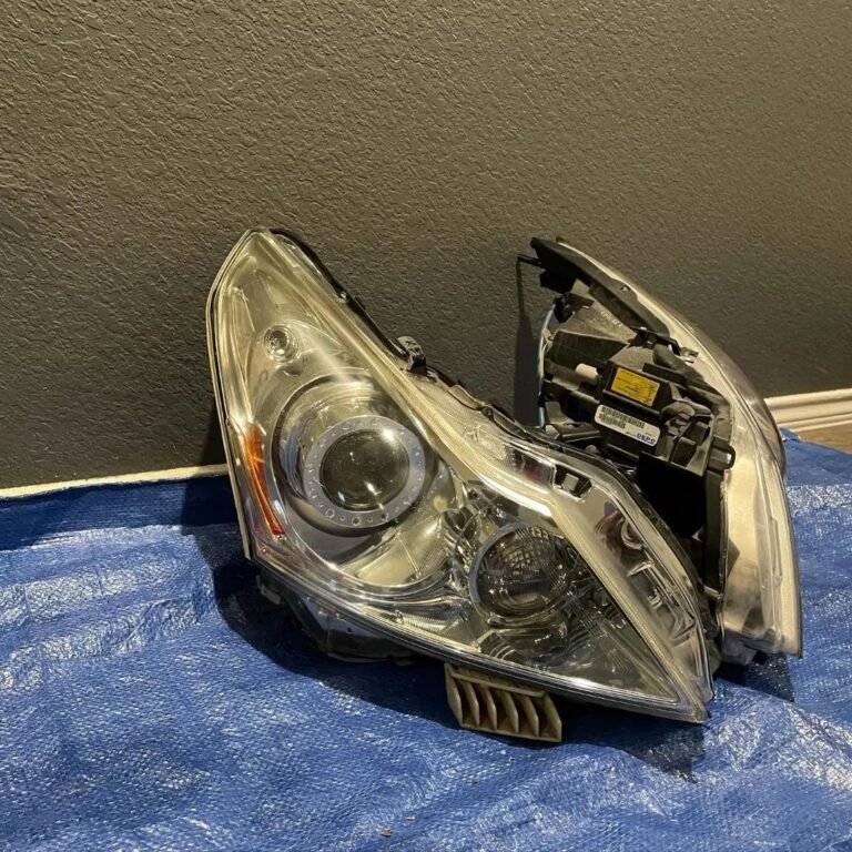 2010-2013 Infiniti G37 Headlight OEM