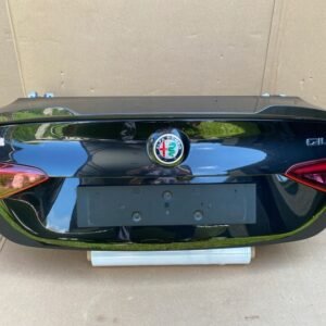 ALFA ROMEO GIULIA TRUNK